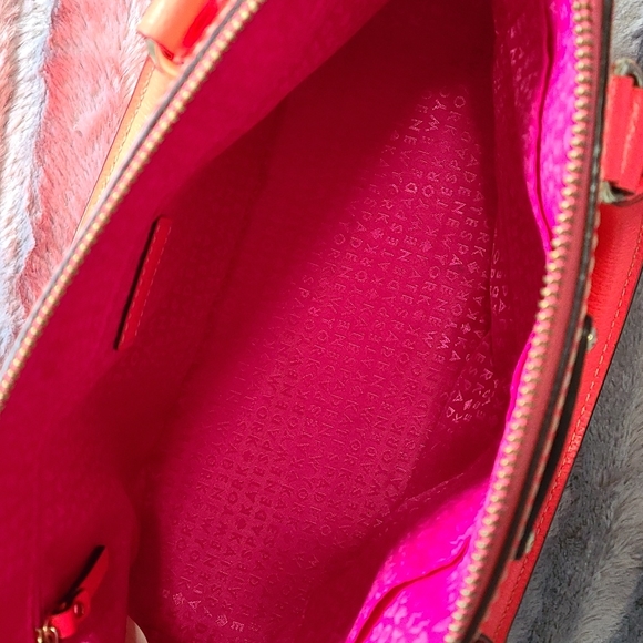 ❌️SOLD❌️ Kate Spade Sadie Dome Satchel - Bikini Pink - Picture 8 of 16